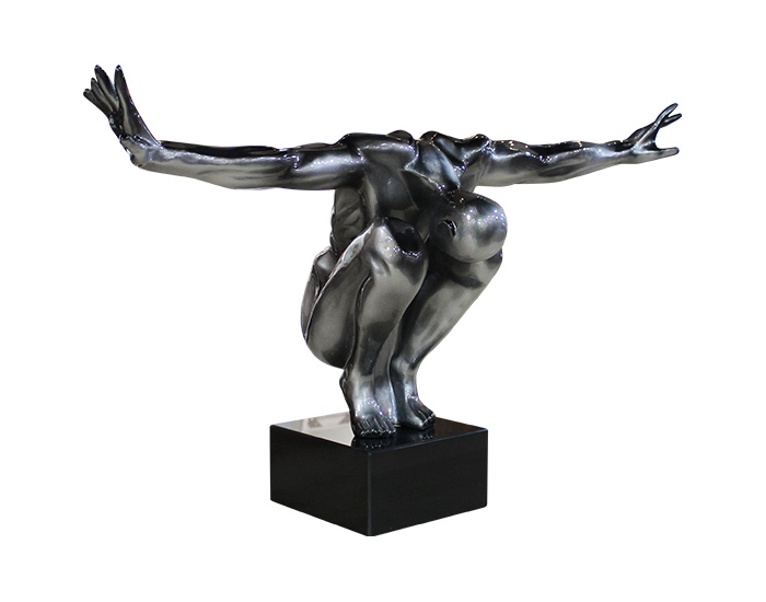 ESCULTURA DECORATIVA HUMANO GRIS (69×28×41cm)