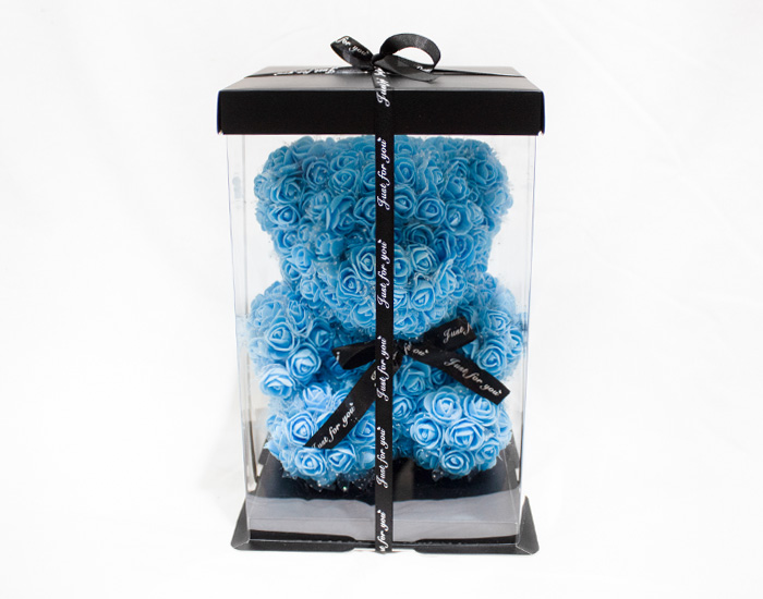 FIGURA DECORATIVA ROSE BEAR AZUL CON LISTÓN NEGRO (28.5×20×20cm)