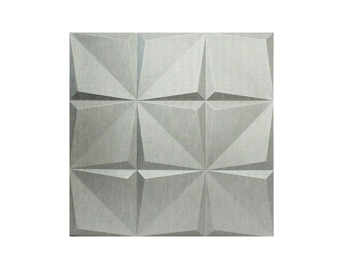 PANEL 3D BRAD 328 TRIÁNGULOS COLOR PLATA SATINADO (60×60cm)